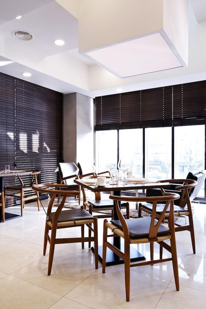 Urban Boutique Hotel Anyang Exteriör bild